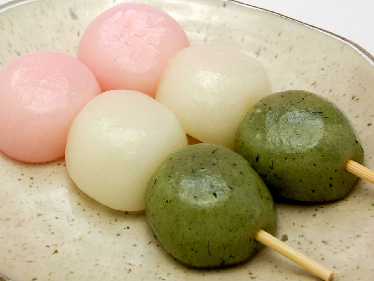 三色だんご 楽天市場】三色団子（ミニ）20本【串つき・だんご・3色・ミニ